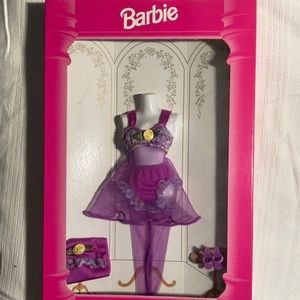 1995 fashion avenue purple lingerie Barbie outfit # 14291 NRFB